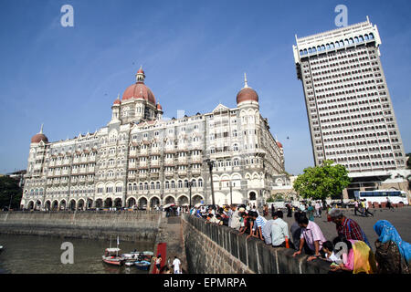 À l'hôtel Taj Mahal, quatre mois après l'attaque terroriste contre l'hôtel/ville photo extraite du côté de la porte de l'Inde,Coloba Banque D'Images