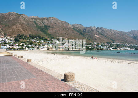 Vue sur la plage, Gordon's Bay, District d'Helderberg, péninsule du Cap, Province de Western Cape, Afrique du Sud Banque D'Images