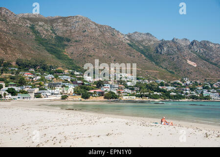 Vue sur la plage, Gordon's Bay, District d'Helderberg, péninsule du Cap, Province de Western Cape, Afrique du Sud Banque D'Images