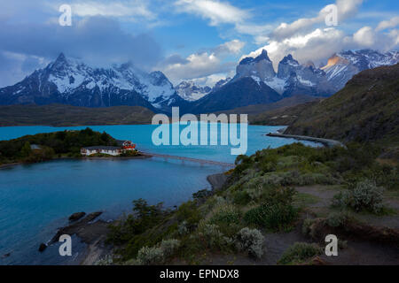 Le lac Pehoe. Parc National Torres del Paine. La Patagonie. Chili Banque D'Images