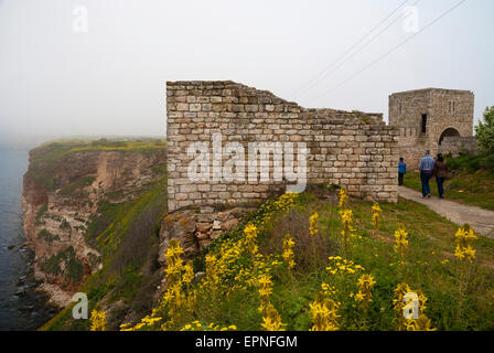 La forteresse médiévale de cap Kaliakra ,longue et étroite pointe sur la côte de la mer Noire. Banque D'Images