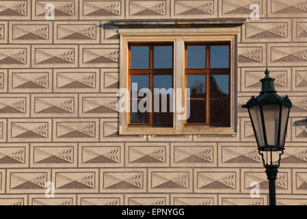 Le palais Schwarzenberg à la place du Château près du Château de Prague - c'est l'un des plus imposants bâtiments de la Renaissance en P Banque D'Images