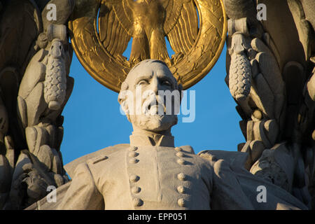 [George Gordon Meade Memorial] [Washington DC] [général de la guerre de Sécession] WASHINGTON DC, États-Unis le mémorial Meade sur Pennsylvania Avenue, Washington DC, est dédié au major-général George Gordon Meade, un officier militaire de carrière de Pennsylvanie qui est surtout connu pour avoir battu le général Robert E. Lee à la bataille de Gettysburg. Banque D'Images