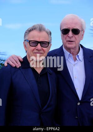 Harvey Keitel et Sir Michael Caine a assister à la Photocall pour la jeunesse au Festival de Cannes le 20 mai 2015 Banque D'Images