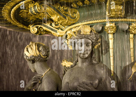 Les Fontaines de la Place de la Concorde Banque D'Images