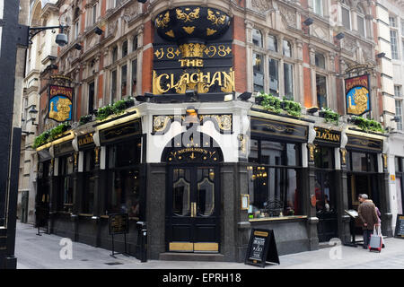 Le Clachan pub sur la rue Royale, dans le centre de Londres, en Angleterre. Banque D'Images