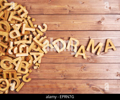 Théâtre mot fait avec des lettres en bois Banque D'Images