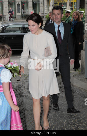 Munich, Allemagne. 21 mai, 2015. Le Danish Crown Prince Frederik et Mary, deux visites, Munich, Allemagne le 21 mai 2015. Dpa : Crédit photo alliance/Alamy Live News Banque D'Images