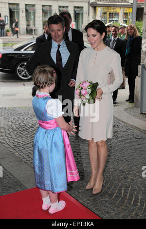 Munich, Allemagne. 21 mai, 2015. Le Danish Crown Prince Frederik et Mary, deux visites, Munich, Allemagne le 21 mai 2015. Dpa : Crédit photo alliance/Alamy Live News Banque D'Images