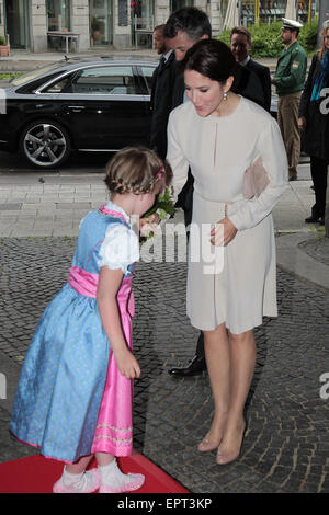 Munich, Allemagne. 21 mai, 2015. Le Danish Crown Prince Frederik et Mary, deux visites, Munich, Allemagne le 21 mai 2015. Dpa : Crédit photo alliance/Alamy Live News Banque D'Images