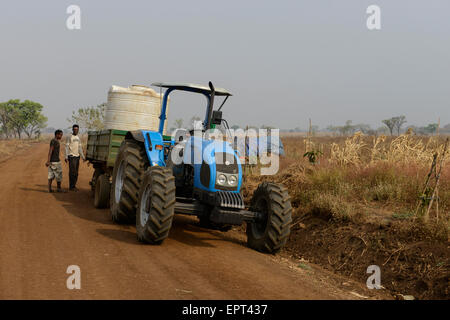 L'ÉTHIOPIE, Gambela, Pukong gouvernement éthiopien loue grand terrain agricole à des investisseurs pour l'agriculture du coton et maïs / AETHIOPIEN Gambella, die Regierung aethiopische verpachtet Landflaechen investisseurs a une grosse Banque D'Images