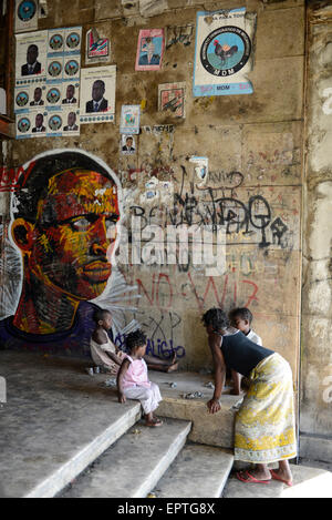 Le MOZAMBIQUE, Beira, le Grande Hotel, ouvert en 1955 au cours du temps colonial portugais, aujourd'hui quelques milliers de sans-abri vivant ici Banque D'Images