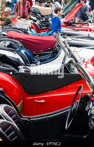 Rangée de Triumph Roadster britannique de voitures de sport à un répondre à Vancouver Banque D'Images