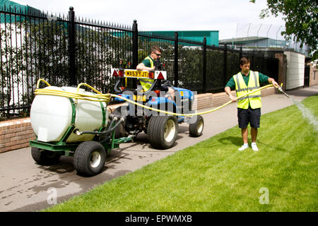 Wimbledon Londres, Royaume-Uni. 22 mai, 2015. Obtenez les préparatifs en cours avec cinq semaines jusqu'au début de la 2015 de Wimbledon le 29 juin Crédit : amer ghazzal/Alamy Live News Banque D'Images