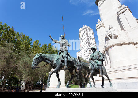 Madrid. Monument à Cervantes, Don Quichotte et Sancho Panza. Espagne Banque D'Images