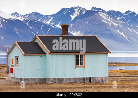 Le plus au nord du monde bureau de poste à Ny Ålesund, ancien village minier sur / Spitzberg Svalbard, Norvège Banque D'Images