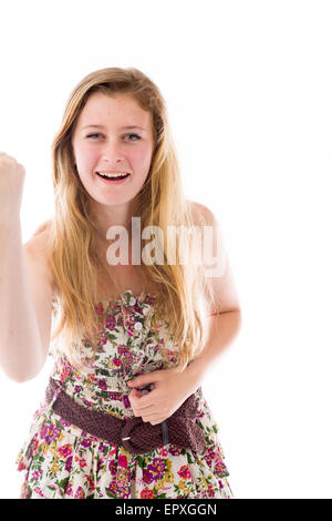 Modèle en studio isolé sur fond blanc Banque D'Images