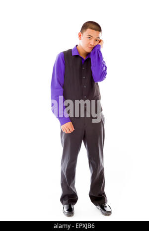 Modèle en studio isolé sur fond blanc Banque D'Images