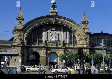 DEU, Allemagne, Hesse, Francfort, la gare principale. DEU, Deutschland, Hessen, Frankfurt am Main, der Hauptbahnhof. Banque D'Images