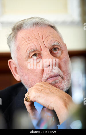 Terry Waite au déjeuner littéraire Oldie 19/5/15 Banque D'Images