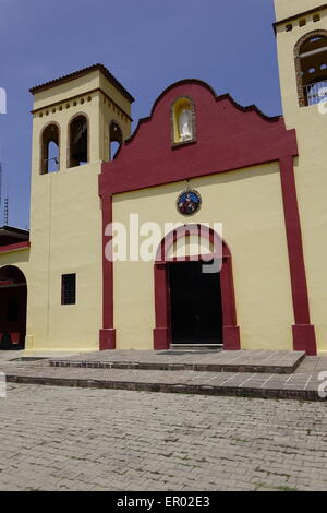 L'église catholique dans le centre-ville, El Tuito, Banque D'Images