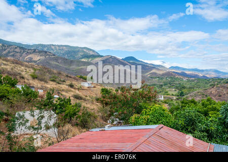 Voir de hauts plateaux du centre et les montagnes de la Sierra de las Minas au Guatemala Banque D'Images