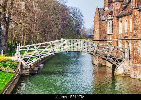 Pont mathématique au Queens College de Cambridge, Royaume-Uni Banque D'Images