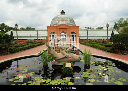 Une photographie du Conservatoire de deux Sœurs dans le jardin botanique de La Nouvelle-Orléans, Louisiane, Etats-Unis. Banque D'Images