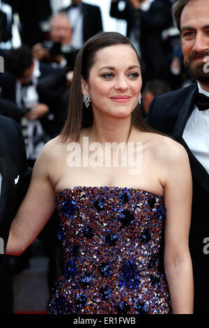 L'actrice française Marion Cotillard à la première de Macbeth au cours du 68ème Festival de Cannes au Palais des Festivals de Cannes, France, le 23 mai 2015. Photo : Hubert Boesl - AUCUN FIL SERVICE - Banque D'Images