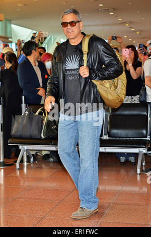 Tokyo, Japon. 24 mai, 2015. L'acteur George Clooney est perçu à l'arrivée à l'Aéroport International de Tokyo à Tokyo, Japon, le 24 mai 2015. Photo : afp/Alamy Live News Banque D'Images