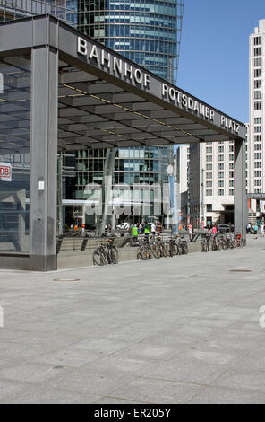 Berlin Potsdamer Platz,S & U Bahn entrée privée Banque D'Images