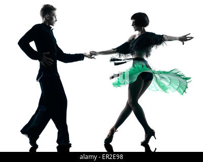 Un couple de race blanche dans la danse danseurs silhouette studio isolé sur fond blanc Banque D'Images