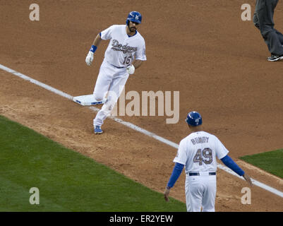 Los Angeles, Californie, États-Unis d'Amérique, USA. 25 mai, 2015. Los Angeles Dodgers Andre Ethier, exécute la base après avoir frappé un coup de circuit contre les Braves d'Atlanta dans la huitième manche d'un match de baseball à Los Angeles, lundi 25 mai, 2015.ARMANDO Armando Arorizo ARORIZO : Crédit/Prensa Internacional/ZUMA/Alamy Fil Live News Banque D'Images