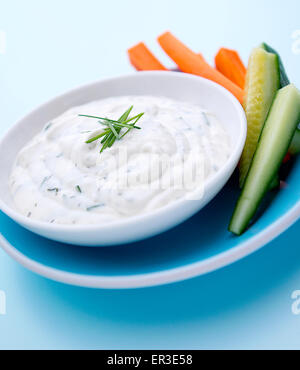 Crème sure et ciboulette dip. Banque D'Images