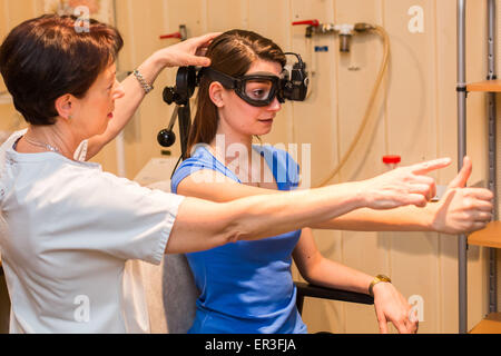 Électronystagmographie, examen de la vue pour vertigo, dépistage de l'hôpital de Limoges, France. Banque D'Images