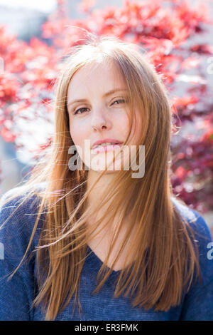 Portrait d'une jeune femme. Banque D'Images