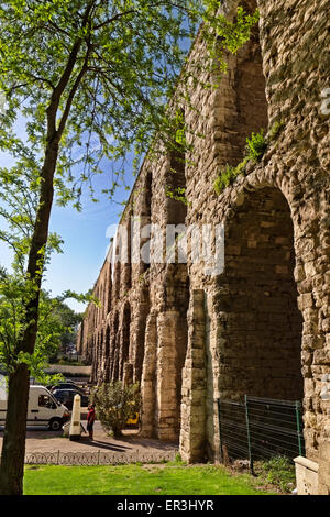 (Valens Bozdogan) Aqueduc Romain à Istanbul, Turquie. 4ème ANNONCE de siècle. Banque D'Images