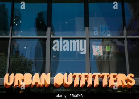 Urban Outfitters un magasin de détail dans le centre-ville de Philadelphie, Pennsylvanie. Banque D'Images