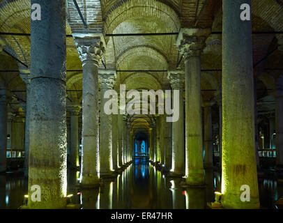 ISTANBUL, TURQUIE - le 16 juillet 2014 : - la Citerne Basilique Yerebatan Saray à Istanbul, Turquie. Yerebatan Saray est l'un des tou préférés Banque D'Images