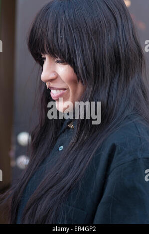 Stockholm, Suède, le 24 mai, 2015. La chanteuse et artiste Loreen à jour de la petite enfance à Grona Lund. © Barbro Bergfeldt/Alamy Live News Banque D'Images