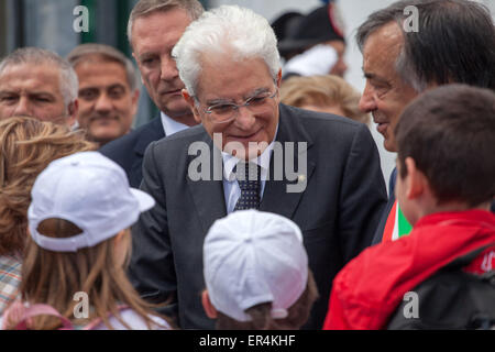 Palerme, Italie. 23 mai, 2015. Palermo est le 23e anniversaire du massacre de capaci. Le Président de République Italienne Sergio Mattarella assiste à la commémoration en l'honneur du juge Giovanni Falcone, assassiné par la mafia en 1992. © Antonio Melita/Pacific Press/Alamy Live News Banque D'Images