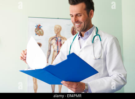 Portrait de jeune médecin. Debica, Pologne Banque D'Images