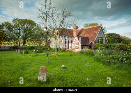 Soirée de printemps en Piddinghoe Village, East Sussex, Angleterre. Banque D'Images