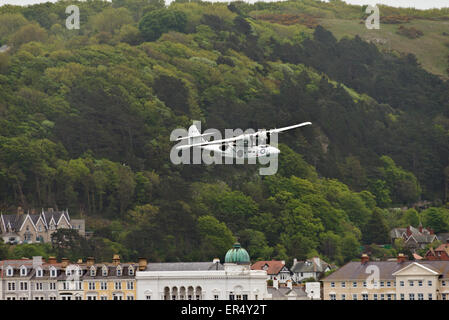 PBY Catalina C-FNJF Llandudno Flying Boat Show aérien. N.Wales UK Aerobatics Sea Plane Banque D'Images