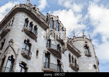 Barcelone. Casa Fuster, immeuble moderniste, par Lluís Domènech i Montaner. Banque D'Images