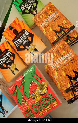 Hay Festival, mai 2015 - Livres d'enfants auteur Frank Cottrell Boyce en vente dans la librairie du Festival y compris des millions de librairie. Banque D'Images