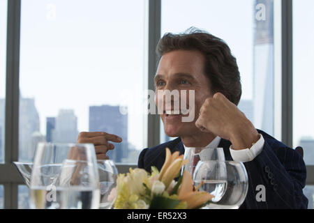 Le loup de Wall Street est un Américain noir 2013 Notice biographique comédie film réalisé par Martin Scorsese. Cette photo est pour un usage éditorial uniquement et est l'auteur de la société film et/ou le photographe attribué par le film ou la société de production et ne peut être reproduite que par des publications dans le cadre de la promotion du film ci-dessus. Un crédit obligatoire pour l'entreprise de film est nécessaire. Le photographe devrait également être portés lorsqu'il est connu. Banque D'Images