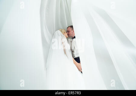 Beau couple posing Banque D'Images