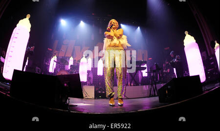 Lily Allen effectue à O2 Academy à Glasgow, Écosse sur le Royaume-Uni de son heezus 'Tour' Avec : Lily Allen Où : Glasgow, Royaume-Uni Quand : 22 novembre 2014 Source : WENN.com Banque D'Images