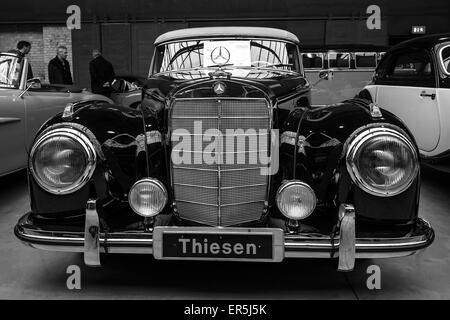 1955 Mercedes-Benz 300 S Cabriolet Limousine (W 188 I), 1953. Banque D'Images